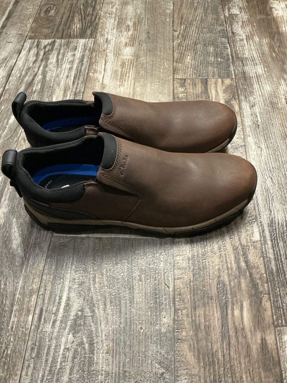 Clarks Men’s Brown Leather Slip-On Loafer Size 10 - Picture 9 of 16
